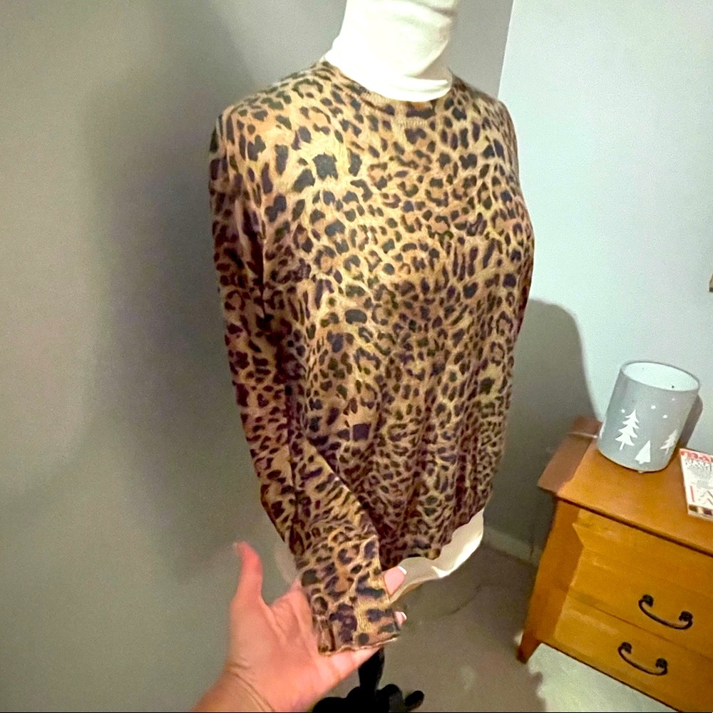 Olivaceous Leopard Print Sweater Size Small - image 2